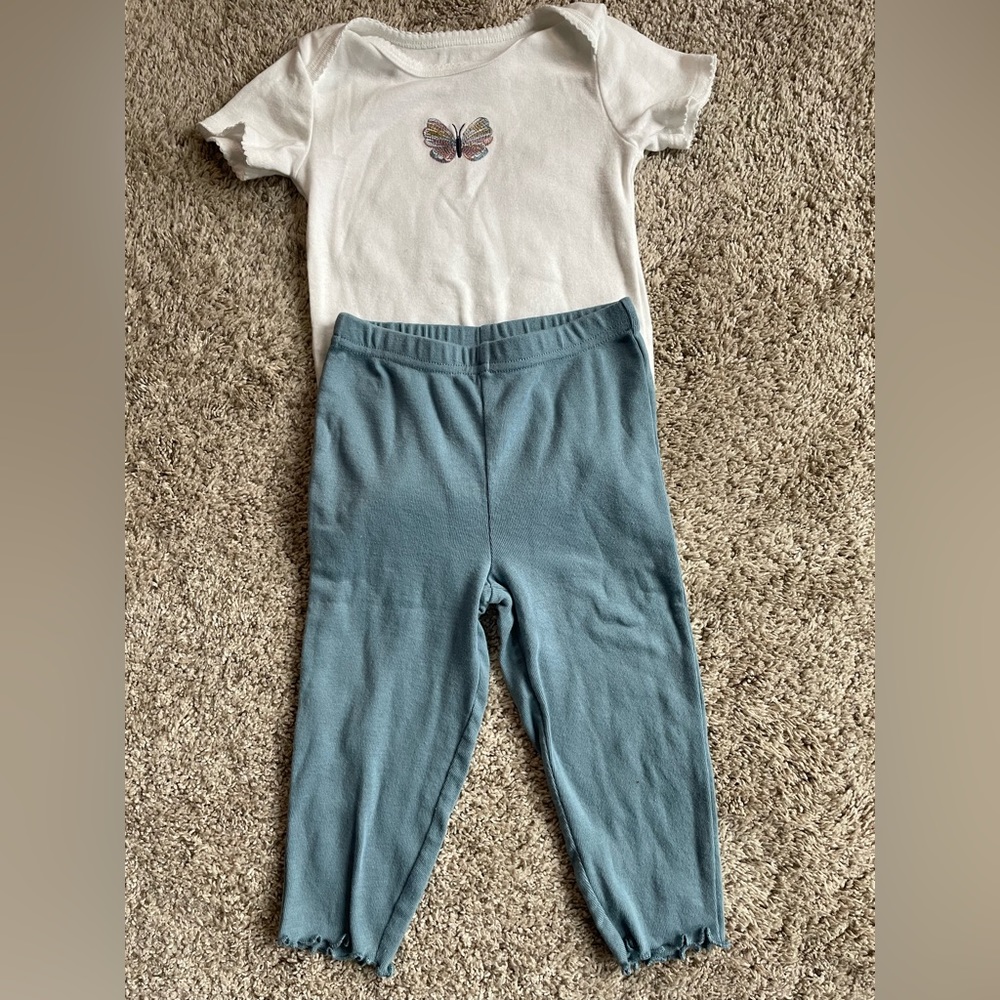 Size 18 months two piece baby girl butterfly outfit